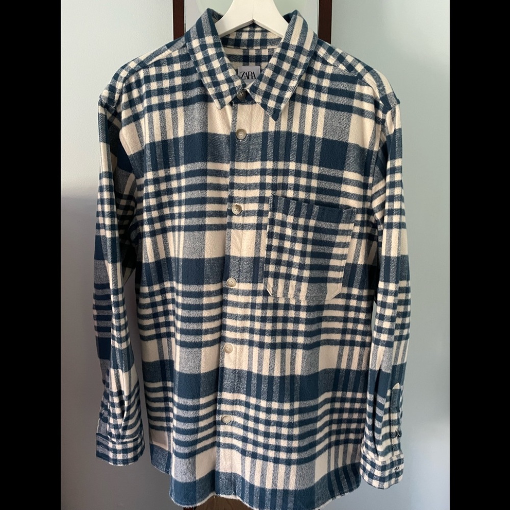 Men’s Zara White and Blue Flannel Size Large